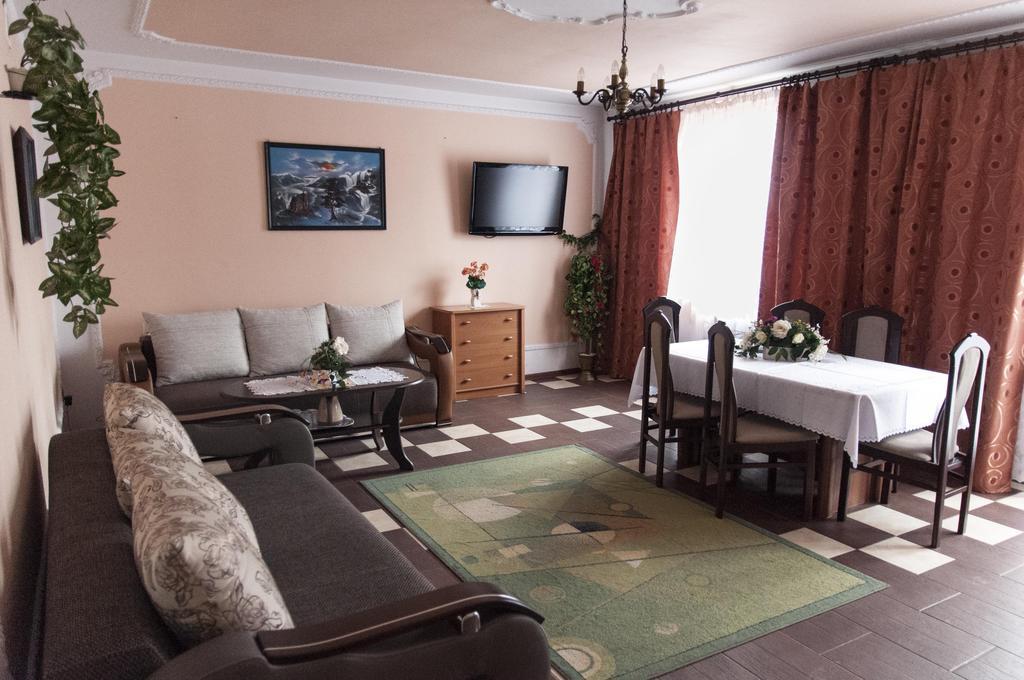 Uslugi Hotelarskie Las Vegas Мендзыжец-Подляски Номер фото